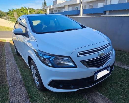CHEVROLET ONIX 1.4 MPFI LT 8V FLEX 4P MANUAL CHEVROLET ONIX 1.4 MPFI LT 8V FLEX 4P MANUAL